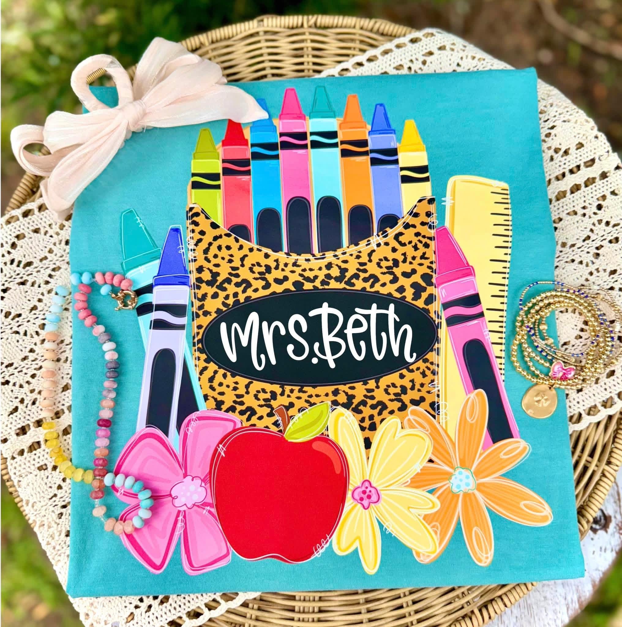 Leopard crayon box